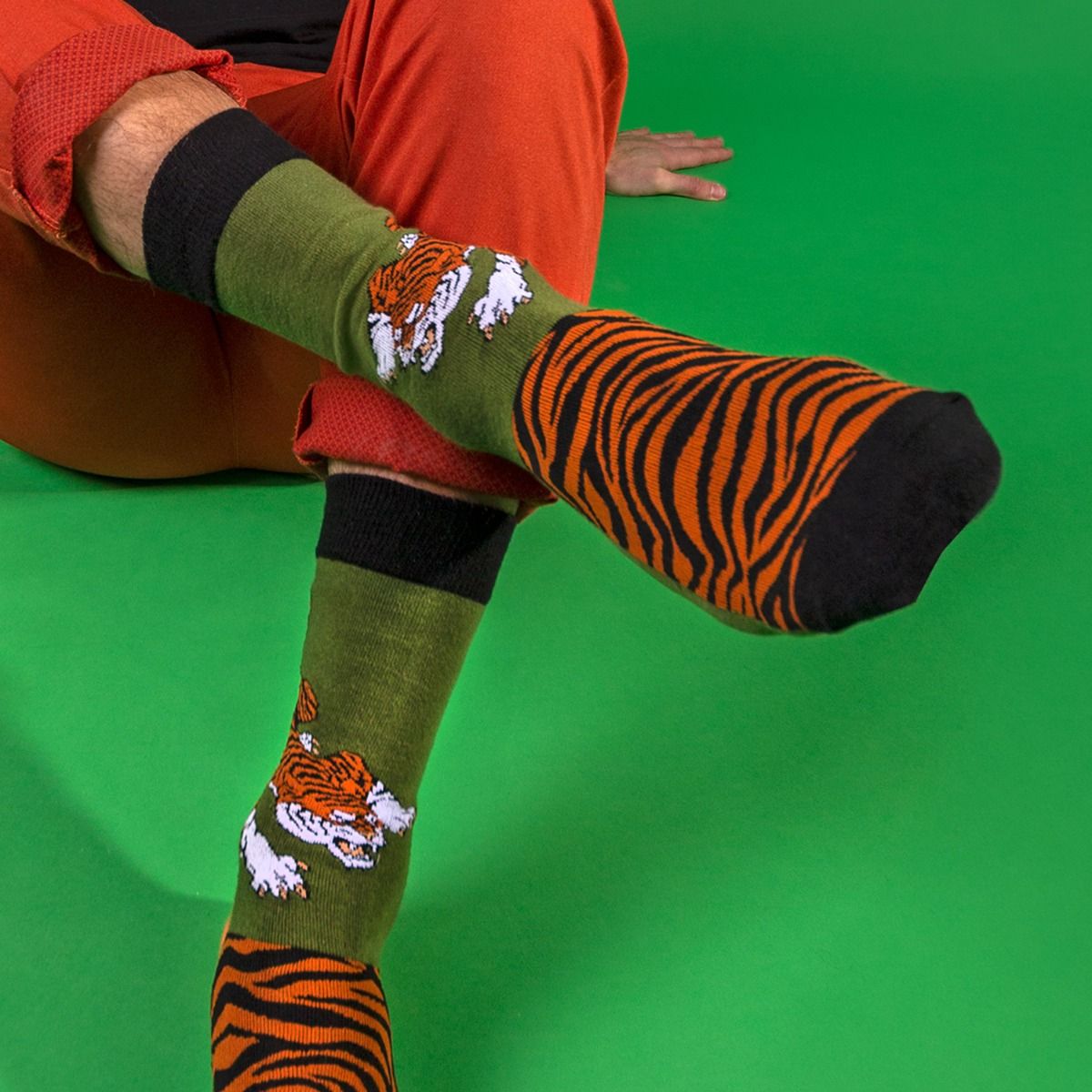 BIG ANIMAL SOCKS EYES OF THE TIGER